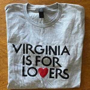 Gildan Gray and Black Short Sleeve Tees